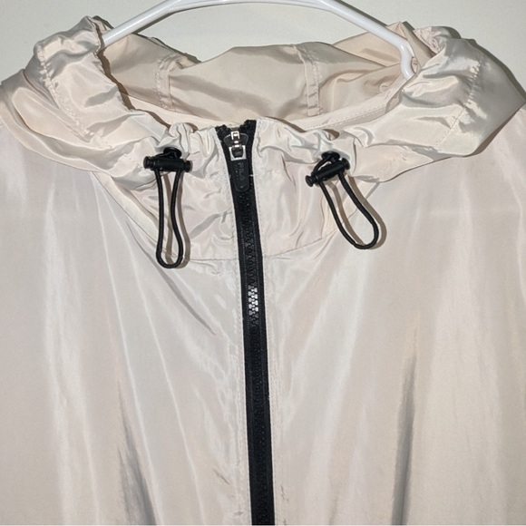 FILA Women’s Long Raincoat Jacket XL - Picture 3 of 9